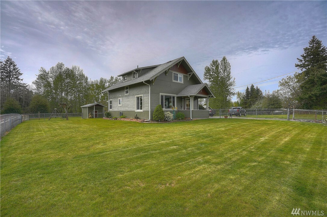 Property Photo: 8710 Golden Givens Rd E WA 98445