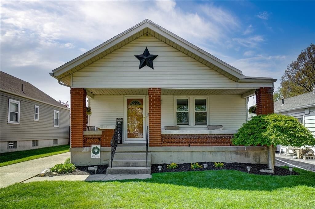Property Photo: 1845 Rosemont Boulevard OH 45420