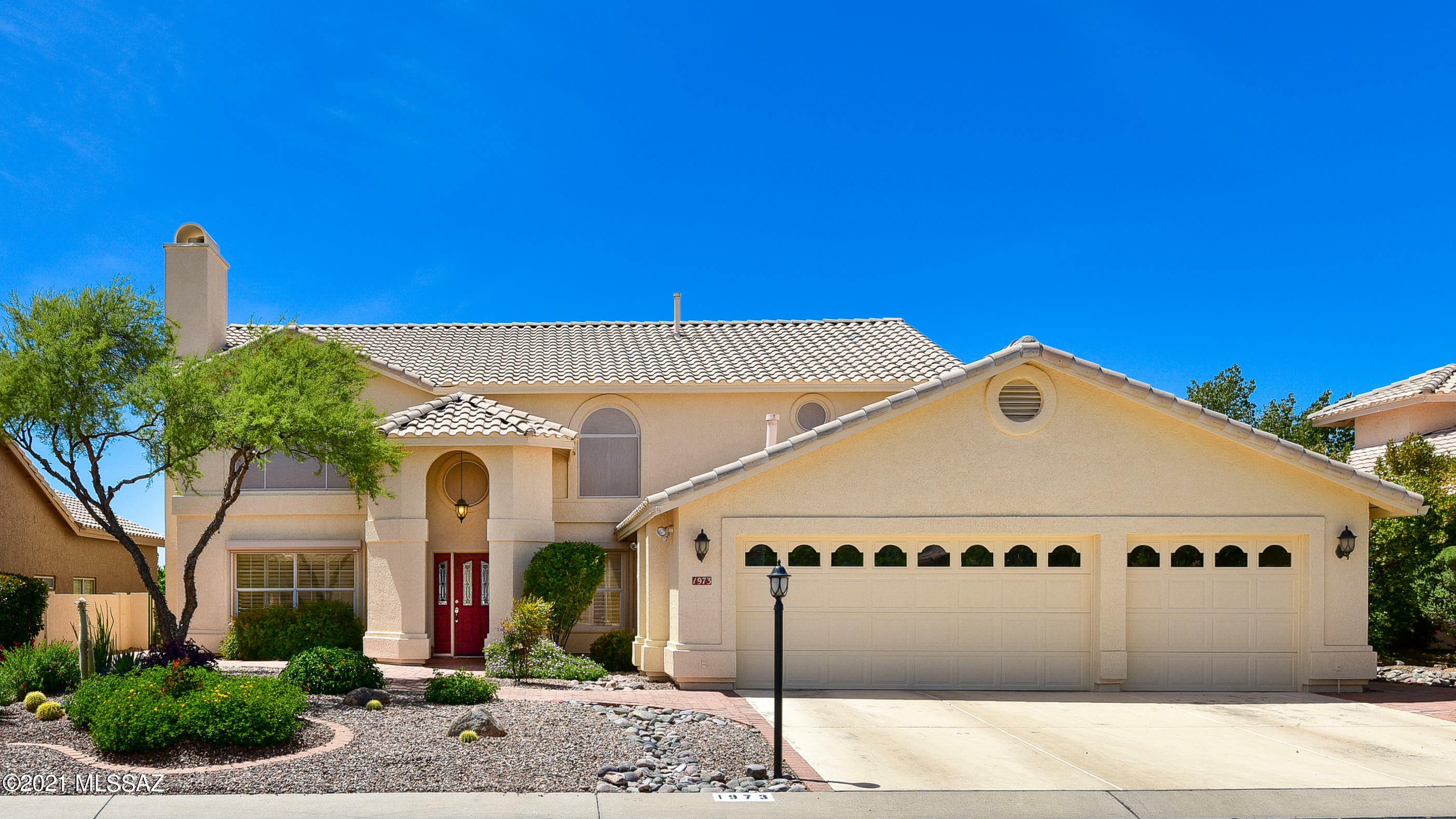 Property Photo:  1973 W Desert Highlands Drive  AZ 85737 