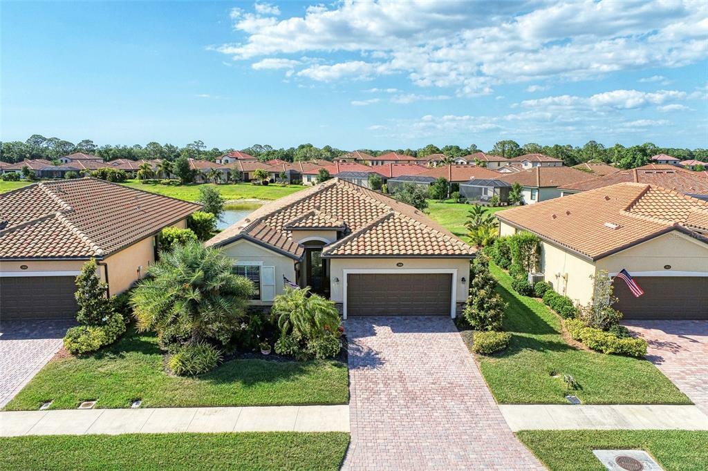 Property Photo: 12620 Canavese Lane FL 34293