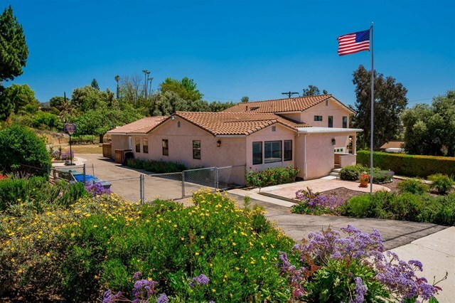 Property Photo:  1483 Bermuda Lane  CA 92021 