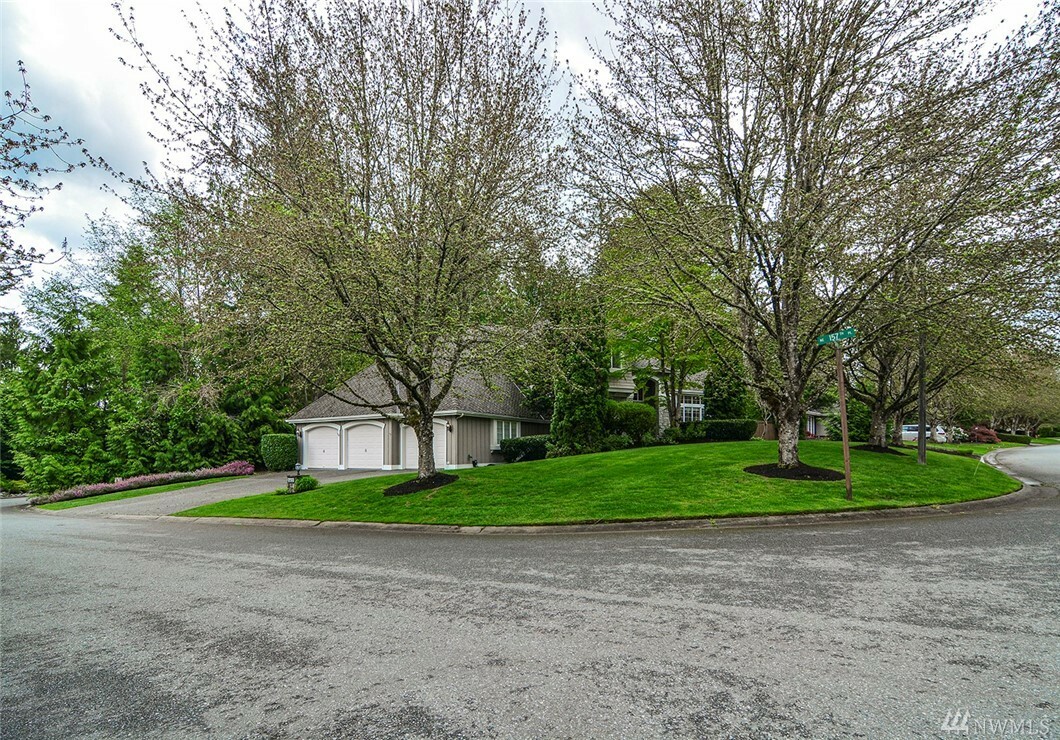 Property Photo: 15632 Manion Wy NE WA 98019