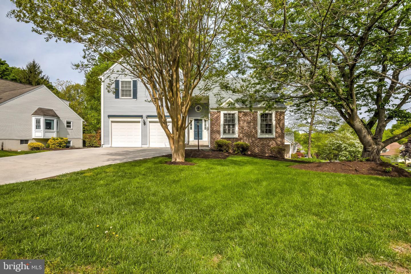 Property Photo: 12550 Knightsbridge Drive VA 22192
