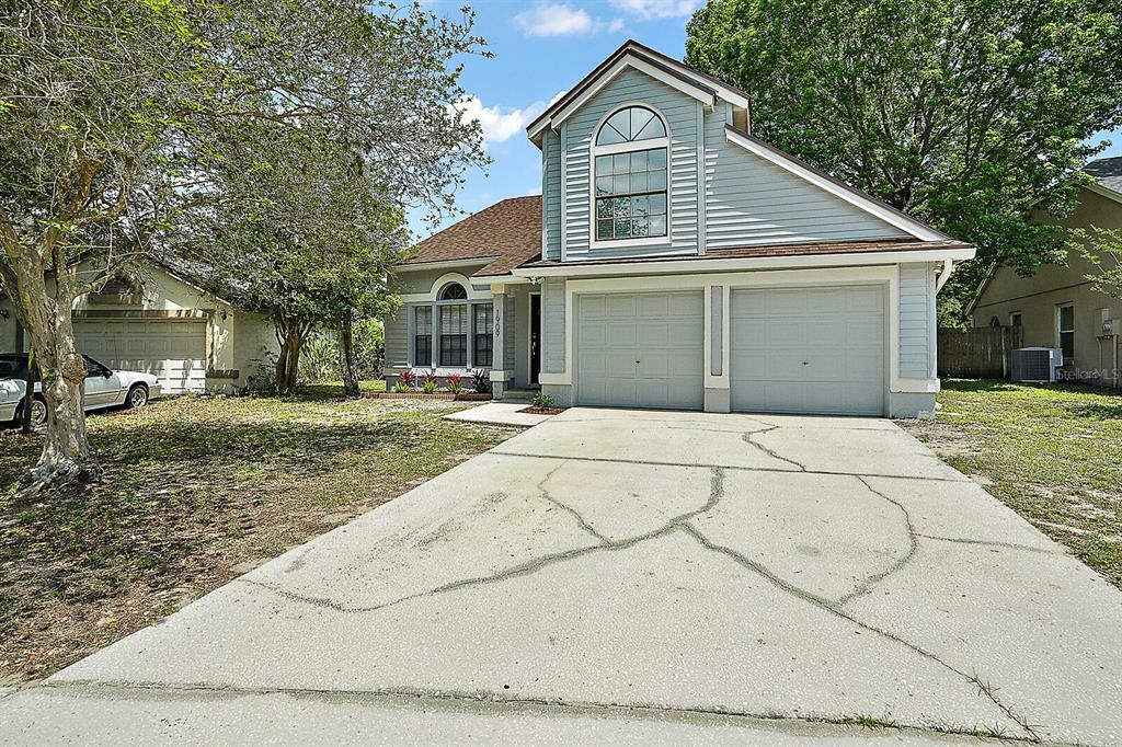 Property Photo:  1909 Tindaro Drive  FL 32703 