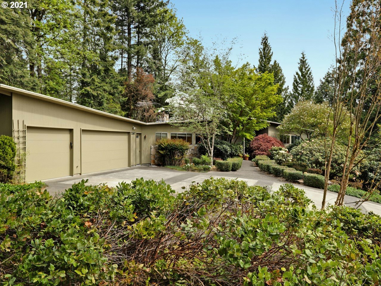 Property Photo:  7265 SW Dogwood Pl  OR 97225 