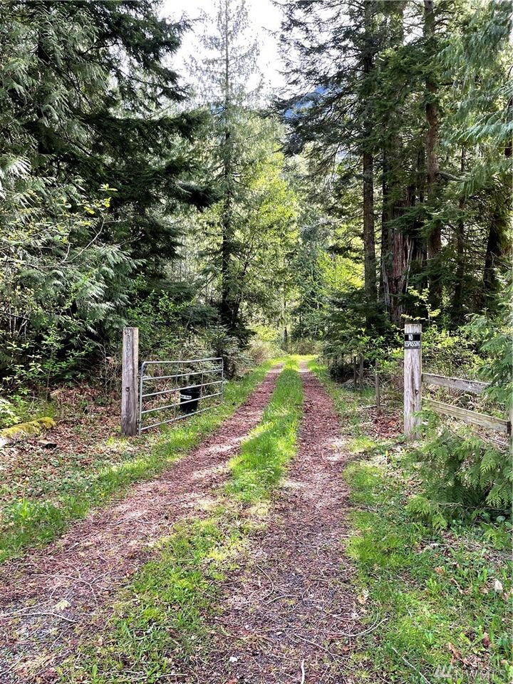 Property Photo:  4640 Mosquito Lake Rd  WA 98244 