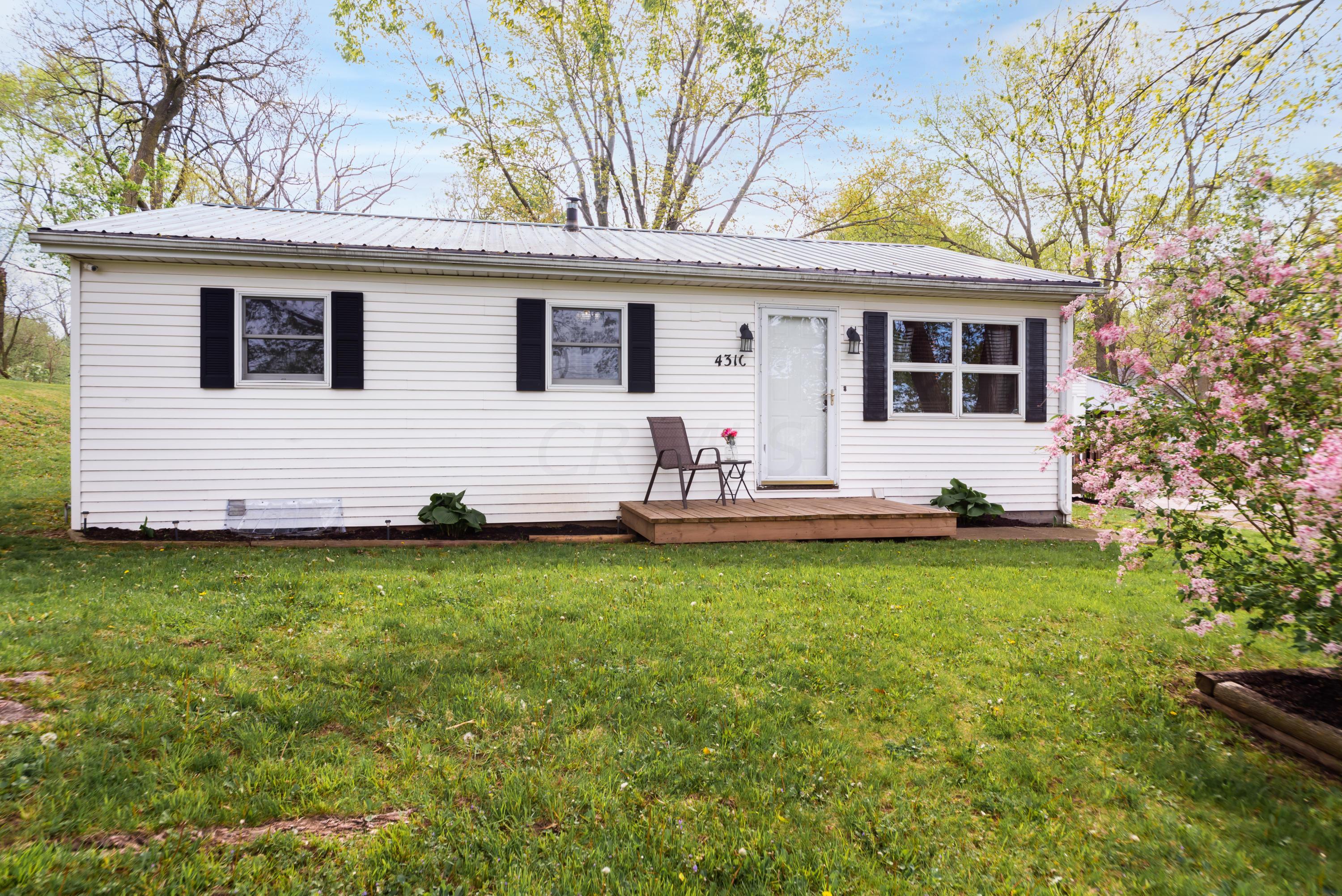 Property Photo: 4310 State Route 203 OH 43066
