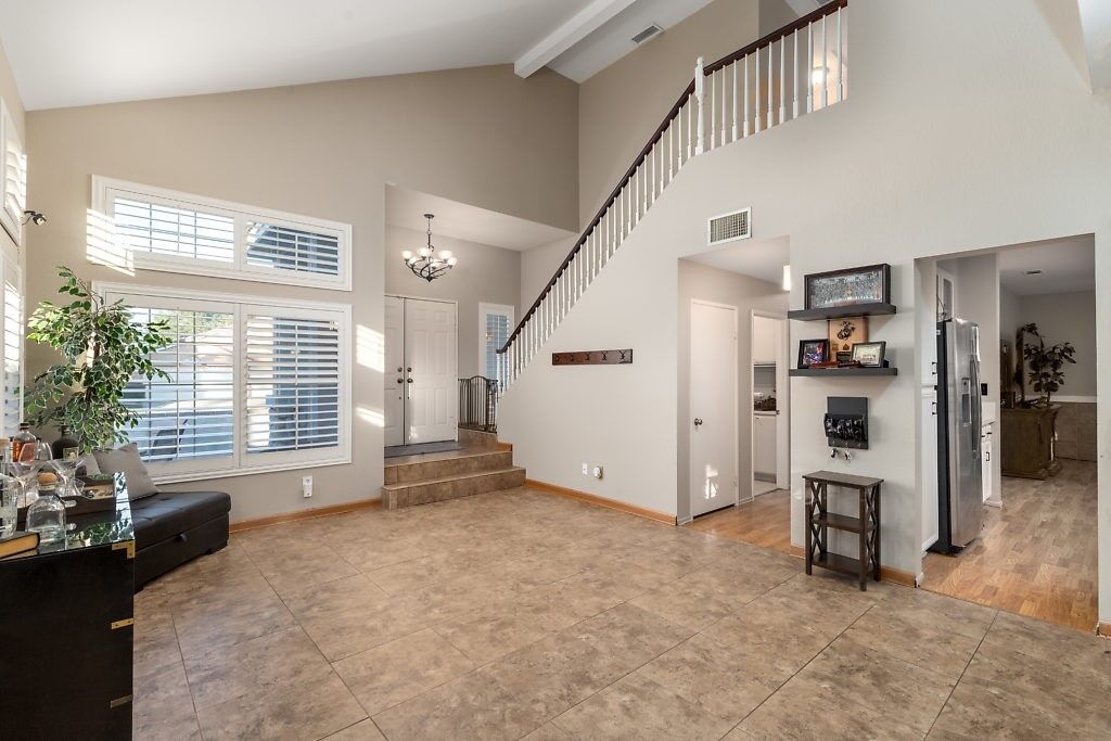 Property Photo: 44657 Lorraine Dr CA 92592