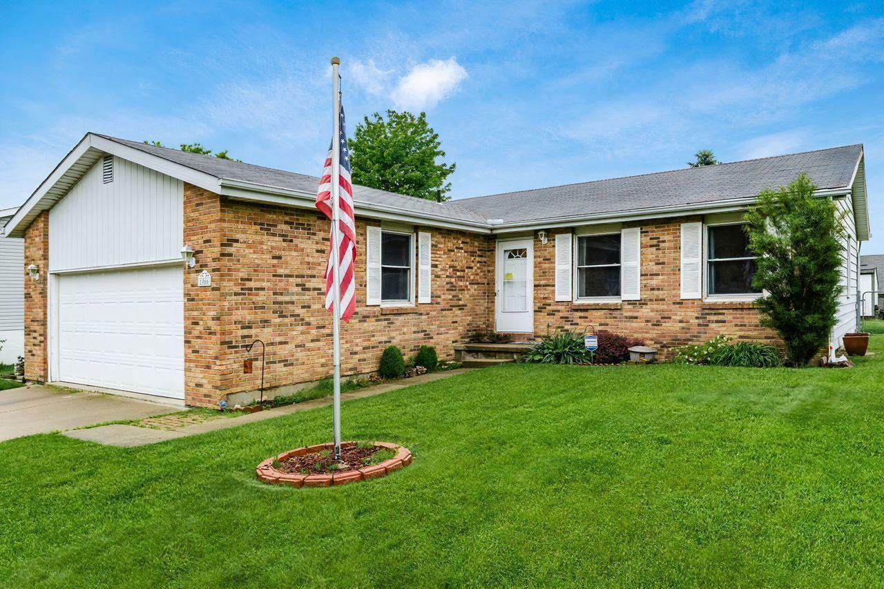 Property Photo:  1066 Rosewood Drive  OH 43040 