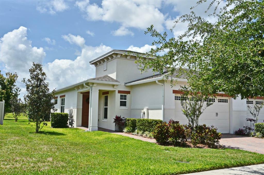 Property Photo:  2462 Yellow Brick Road  FL 34772 