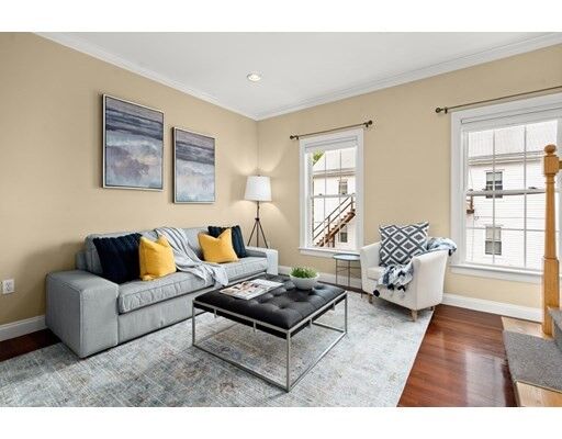 Property Photo:  72 Exchange St 1  MA 02451