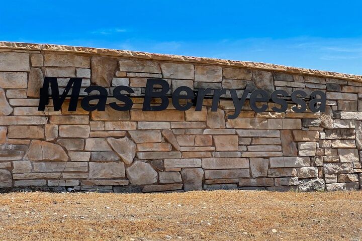 3959 Skyhawk Lane  Vacaville CA 95688 photo