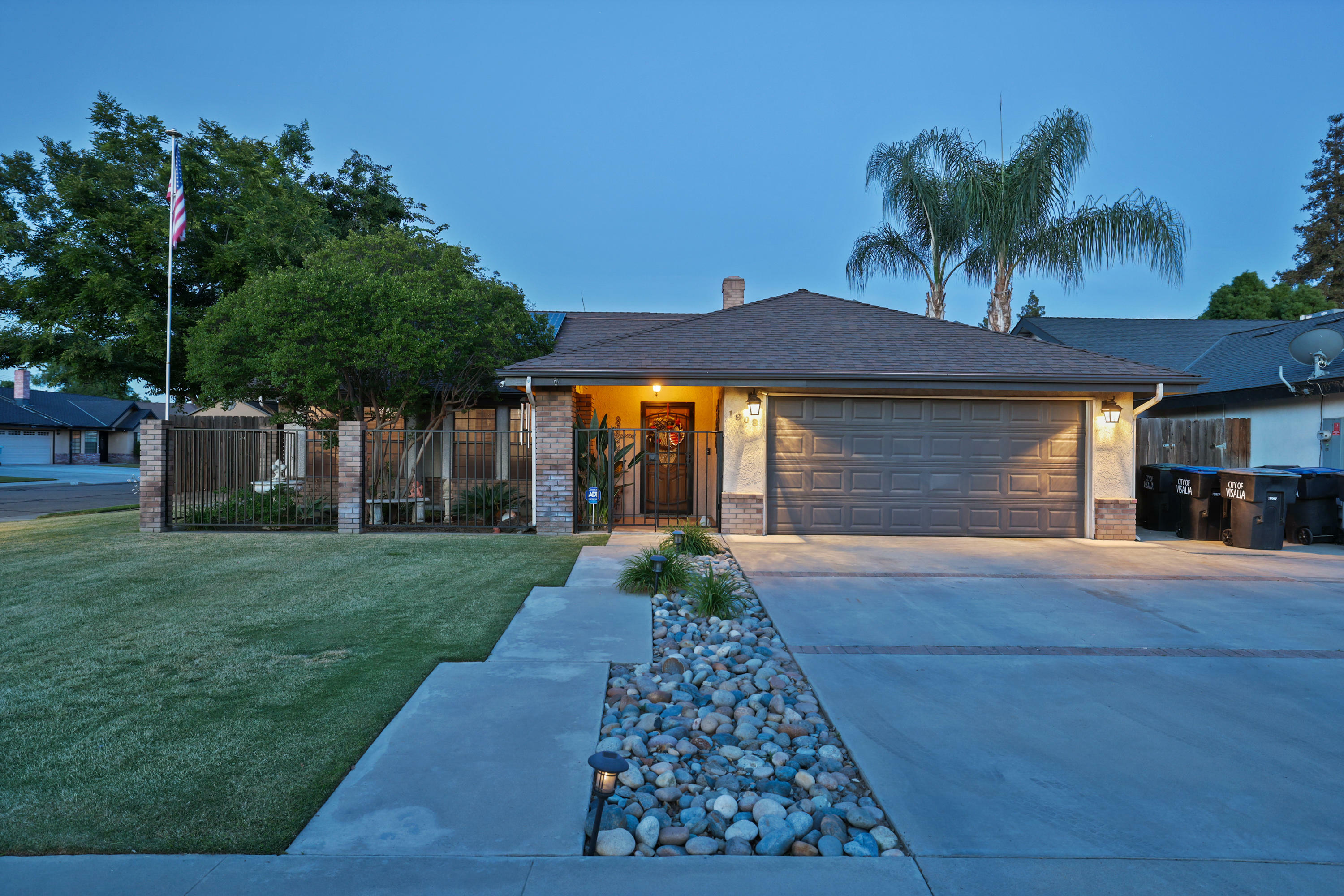 Property Photo:  1908 S Stevenson Court  CA 93277 