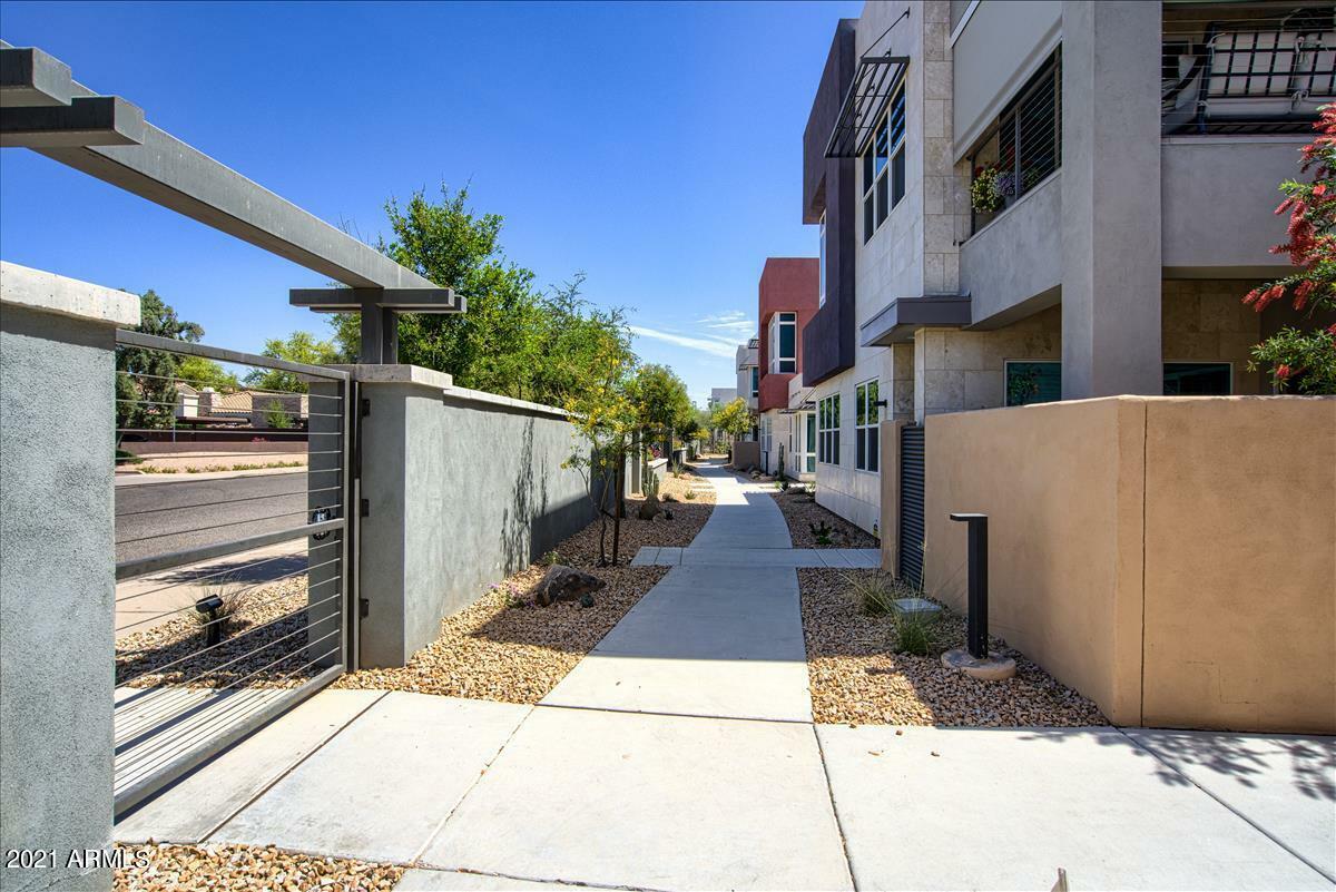 Property Photo:  9001 E San Victor Drive 1026  AZ 85258 