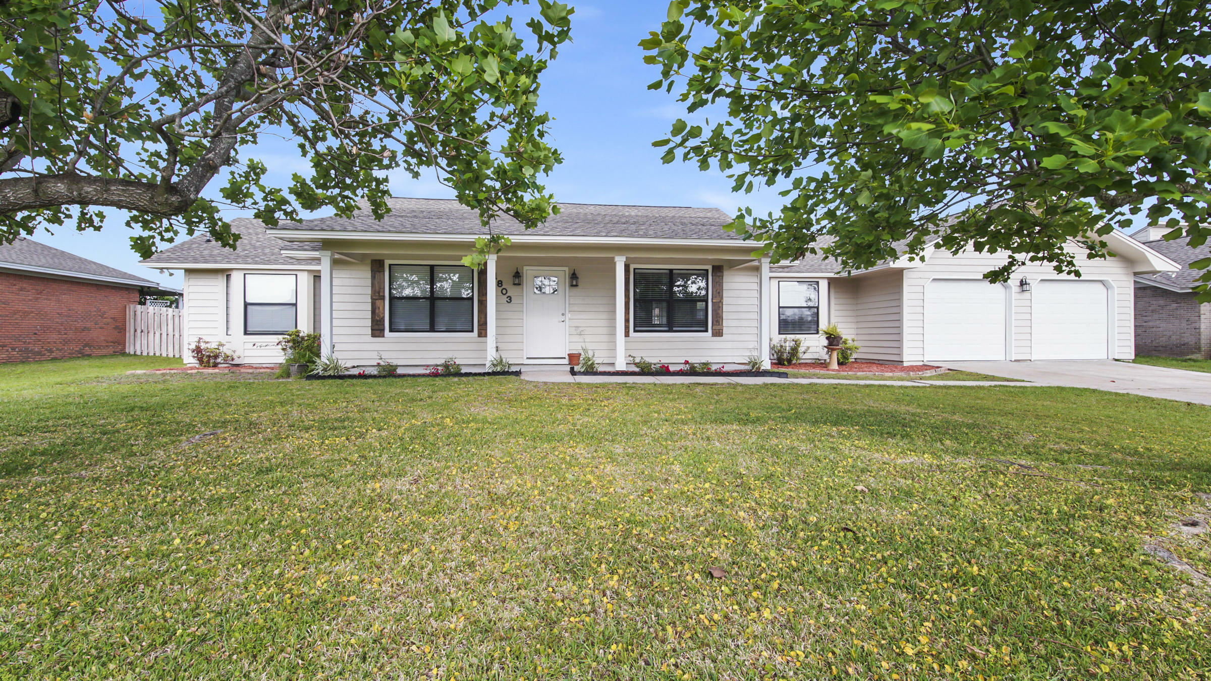 Property Photo: 1803 Maryland Avenue FL 32444