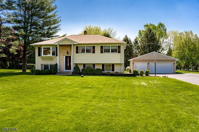 Property Photo:  6 Welsh Rd  NJ 08833 