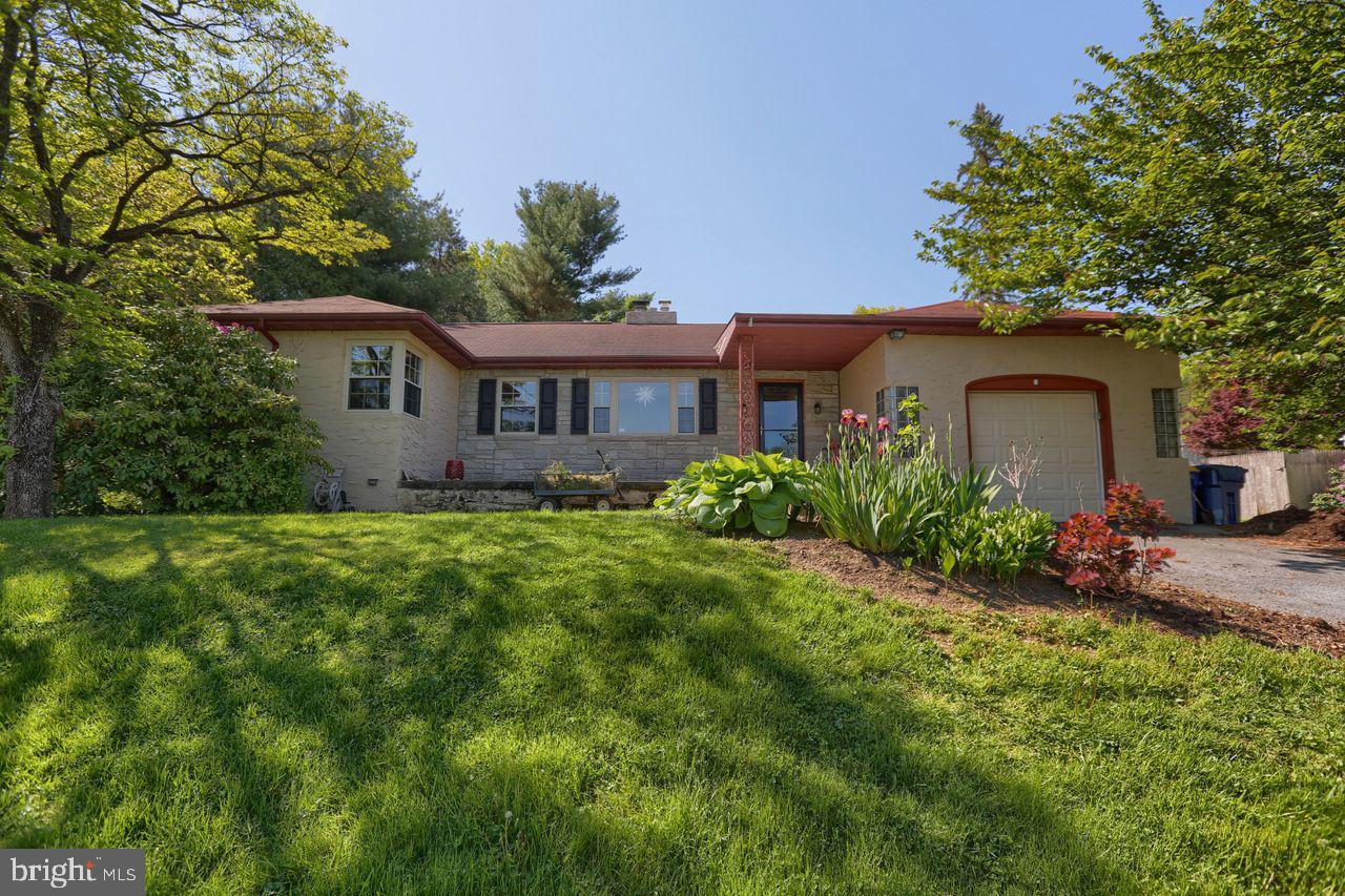 Property Photo: 148 Northview Drive PA 17601