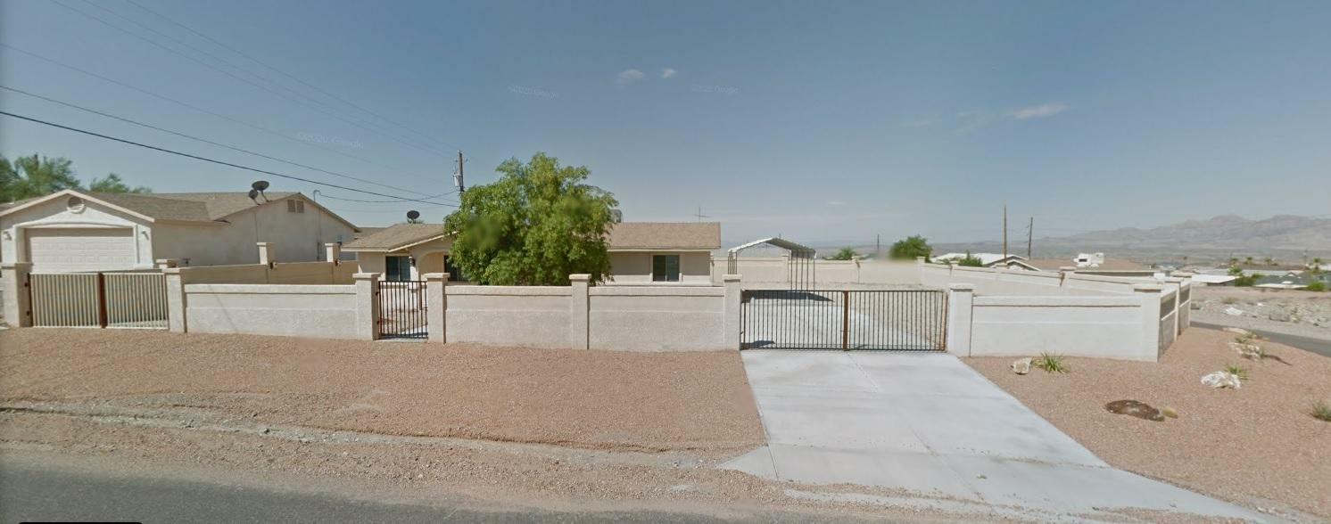 Property Photo:  1465 Avalon Ave  AZ 86404 