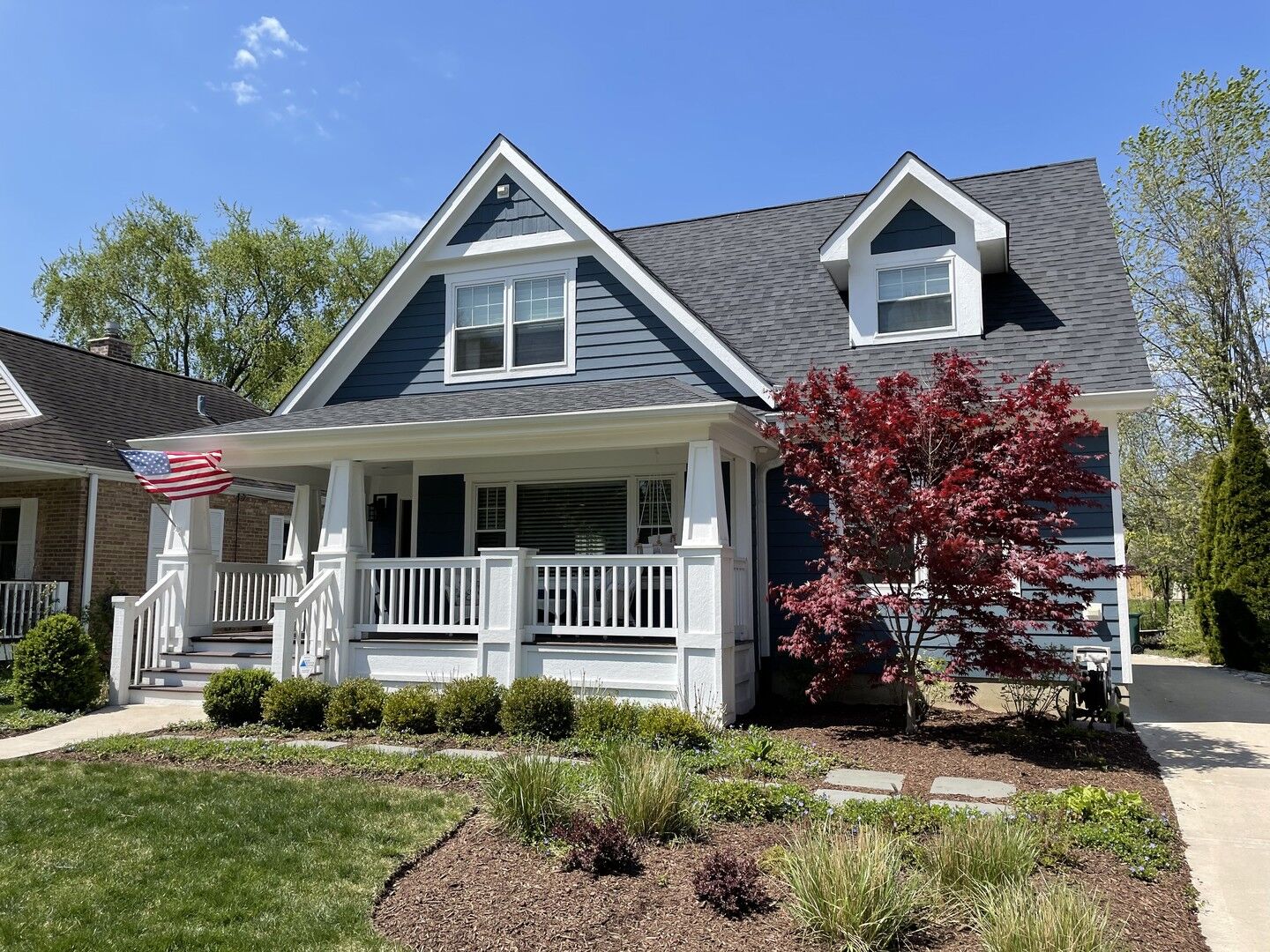 Property Photo:  625 N Eagle Street  IL 60563 