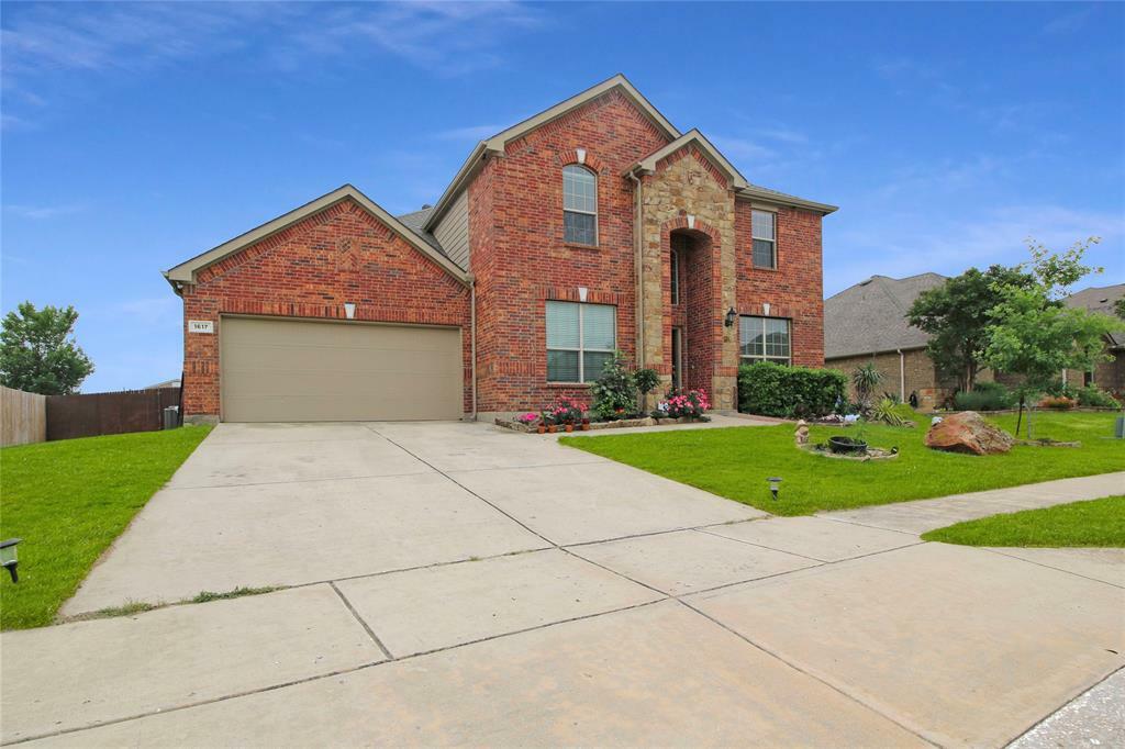 Property Photo:  1617 Enchanted Sky Lane  TX 76052 