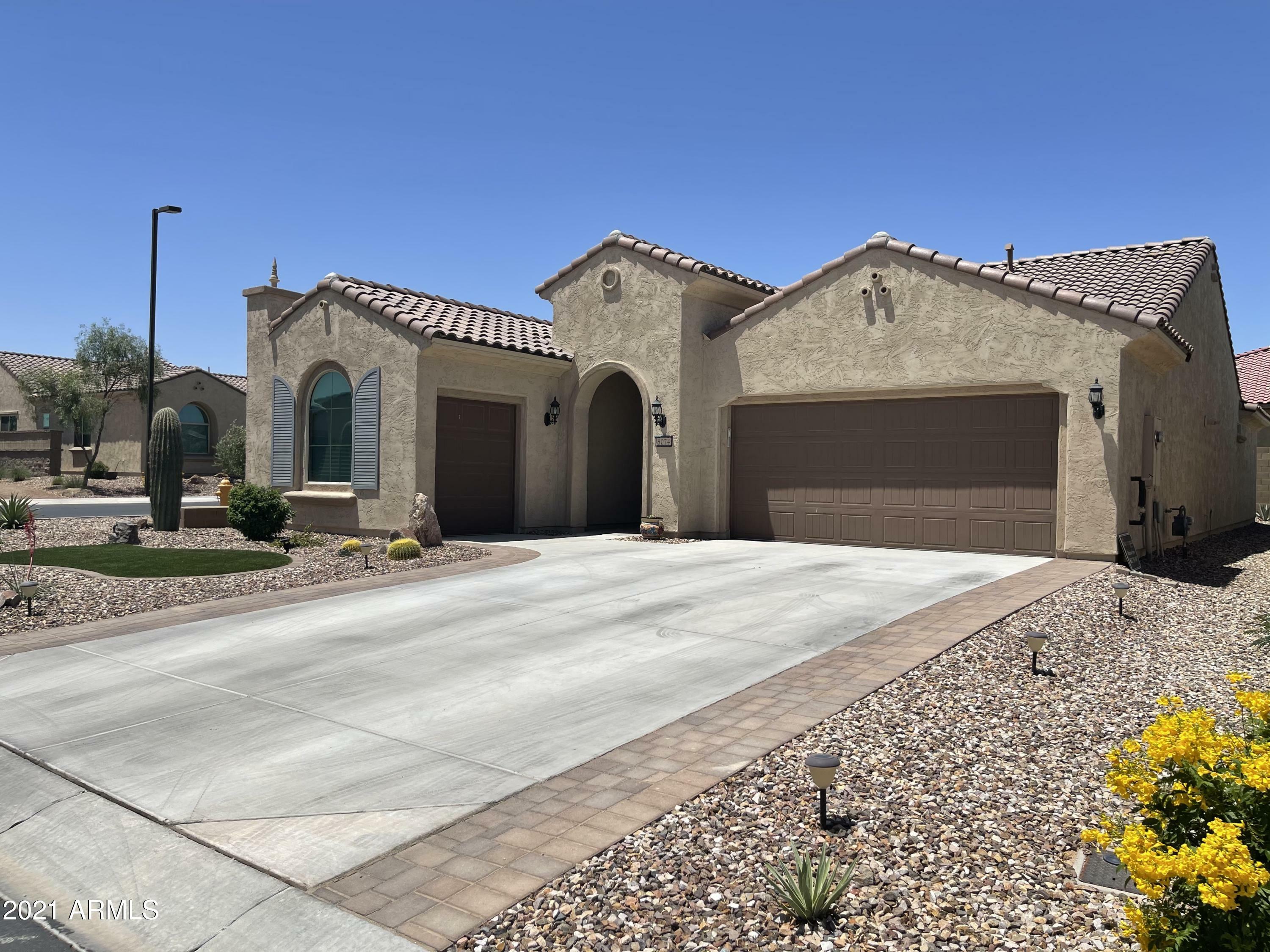 Property Photo:  8074 W Valor Way  AZ 85132 