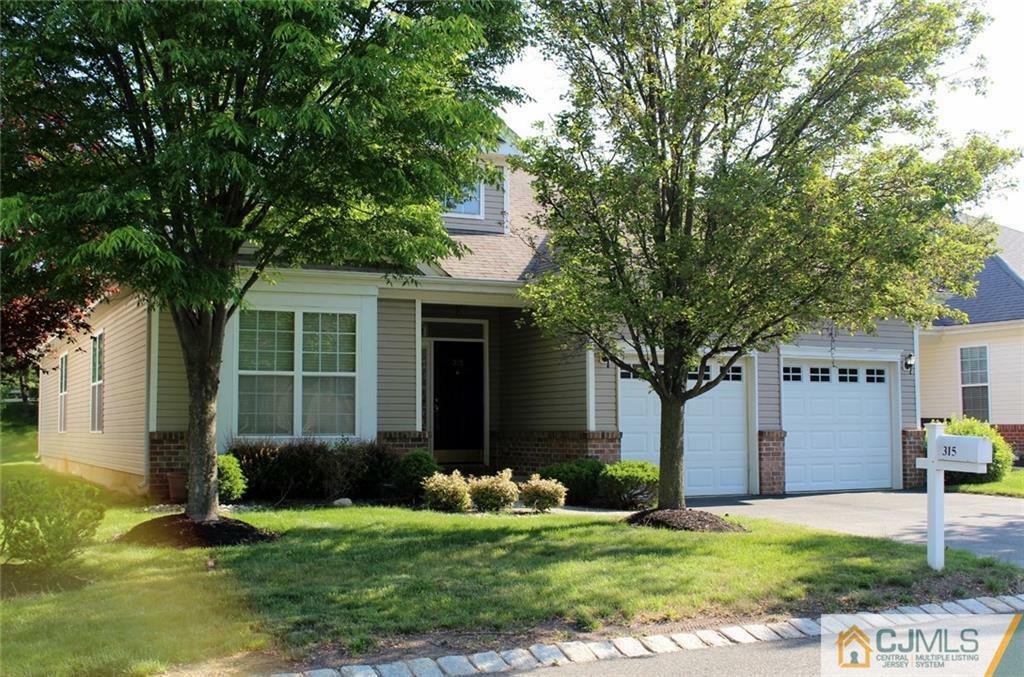 Property Photo:  315 Greenleaf Way  NJ 08831 