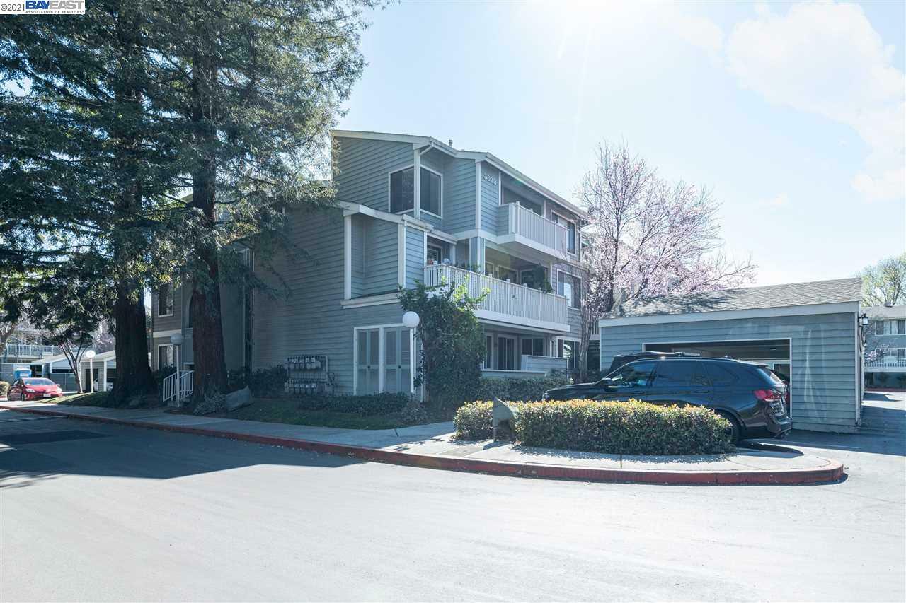 Property Photo:  3390 Baywood Ter 111  CA 94536 