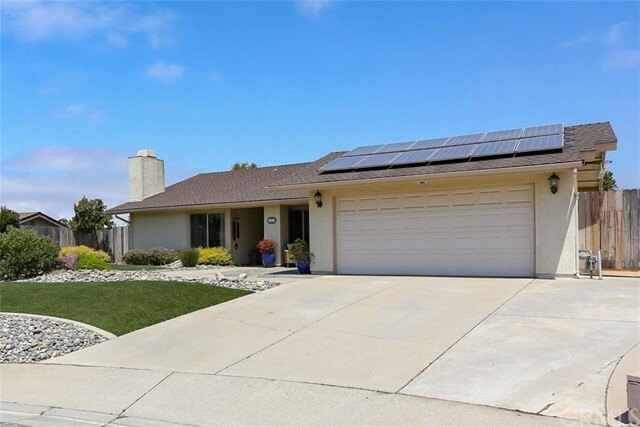 Property Photo:  1537 Zircon Court  CA 93455 