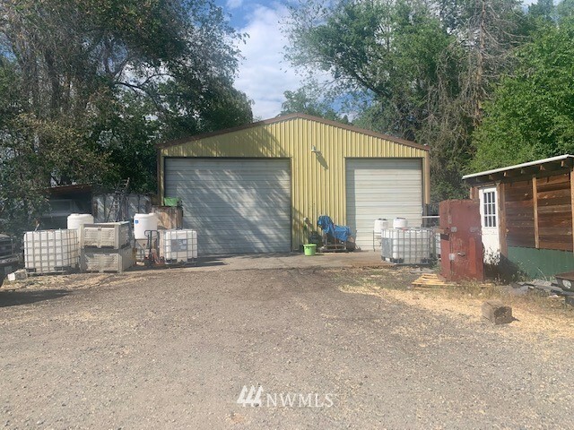 Property Photo: 221 NE 11th Street WA 98802