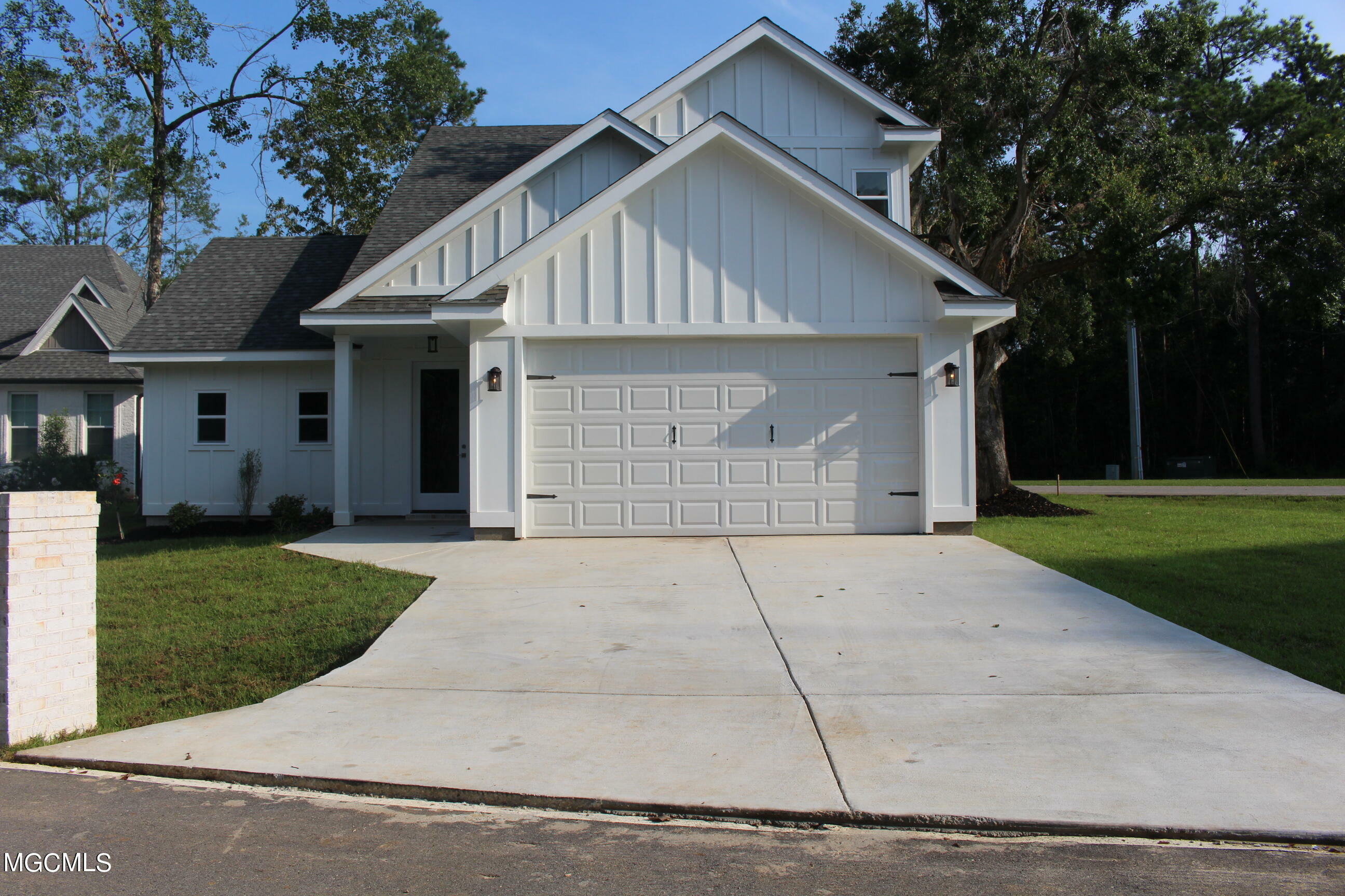 Property Photo:  87002 Beaux Vue Court  MS 39525 