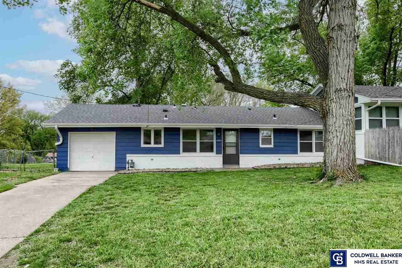 Property Photo:  5301 W Benton  NE 68524 