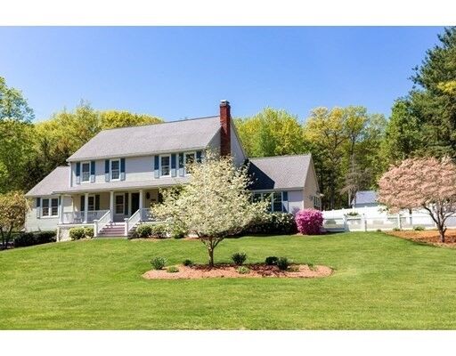 Property Photo: 193 Lancaster Dr MA 01876