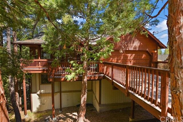 Property Photo: 482 Pyramid Drive CA 92352