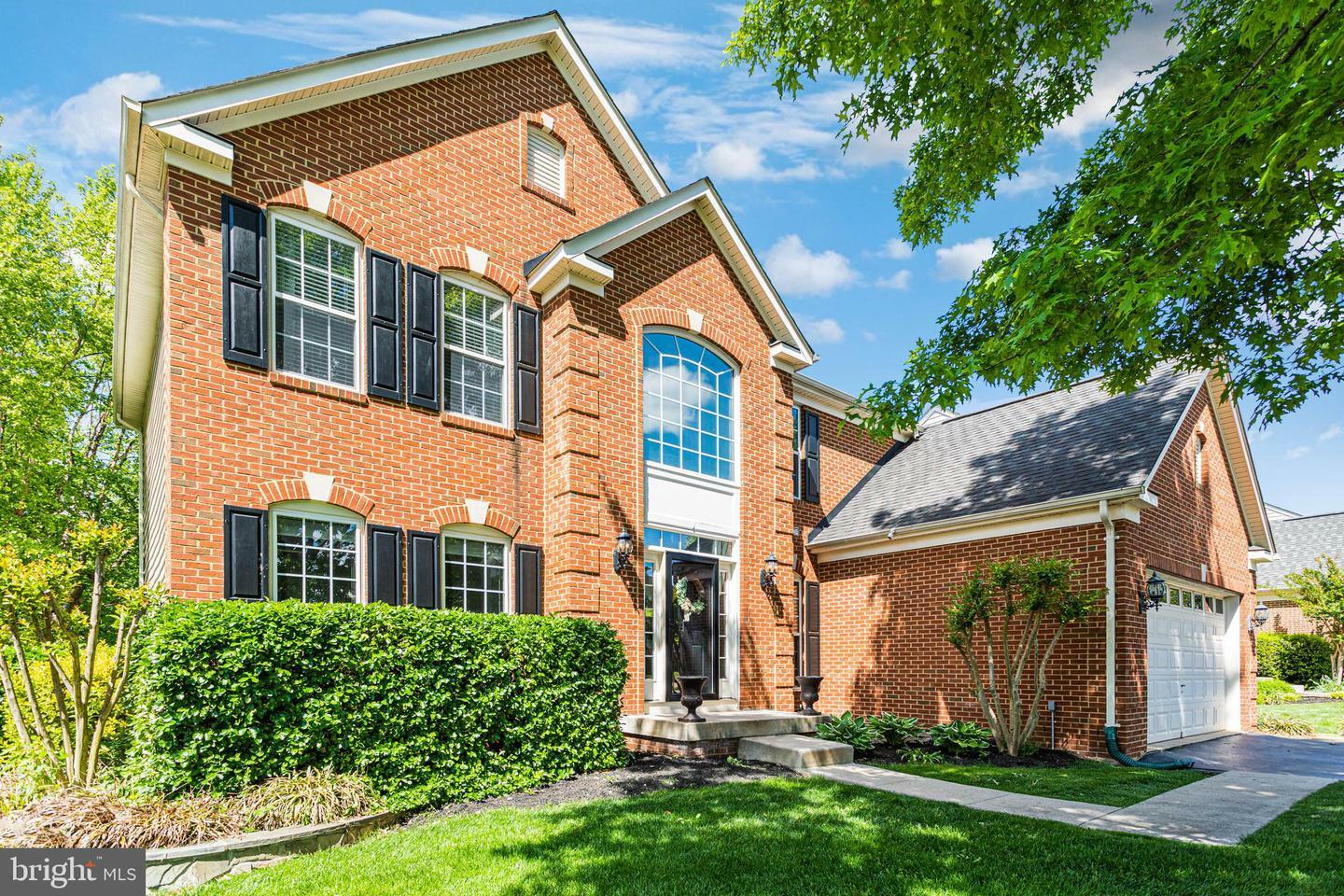 Property Photo: 14117 Clatterbuck Loop VA 20155