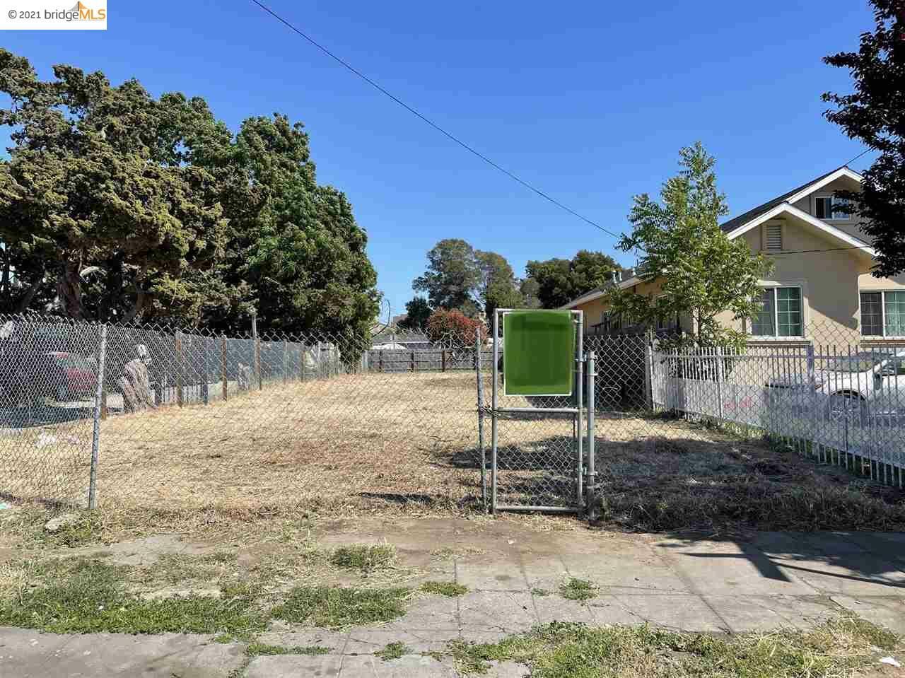 Property Photo:  1836 57th Ave  CA 94621 