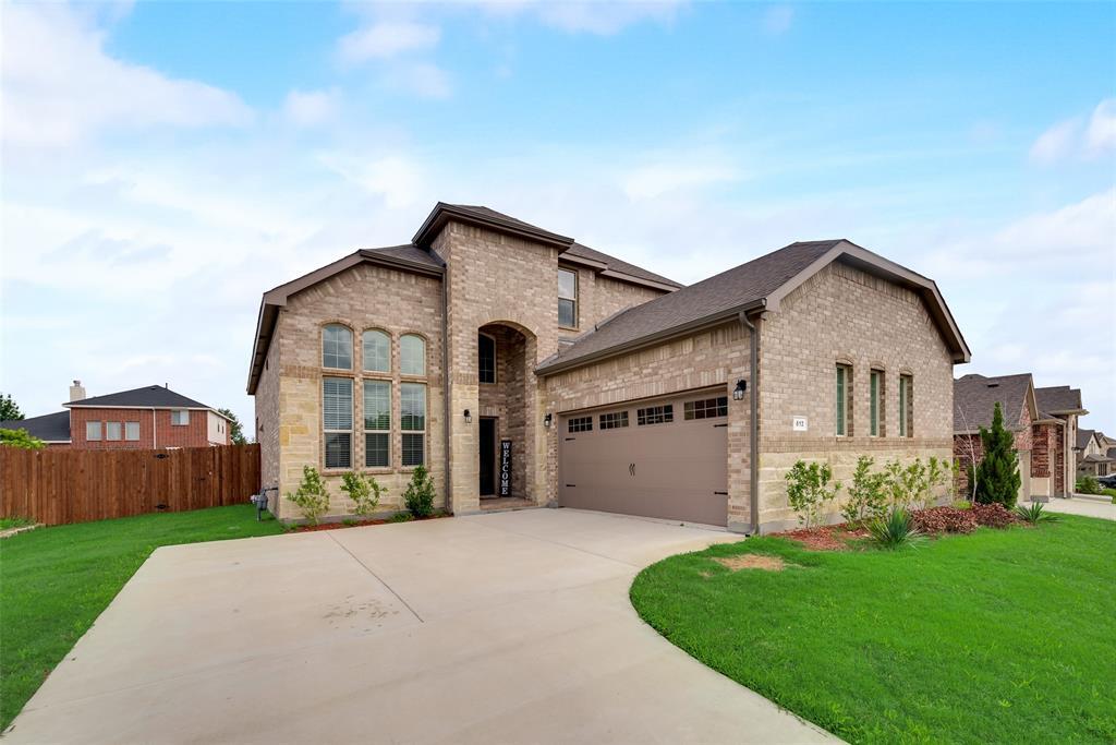 Property Photo: 612 Golden Bell Drive TX 75154