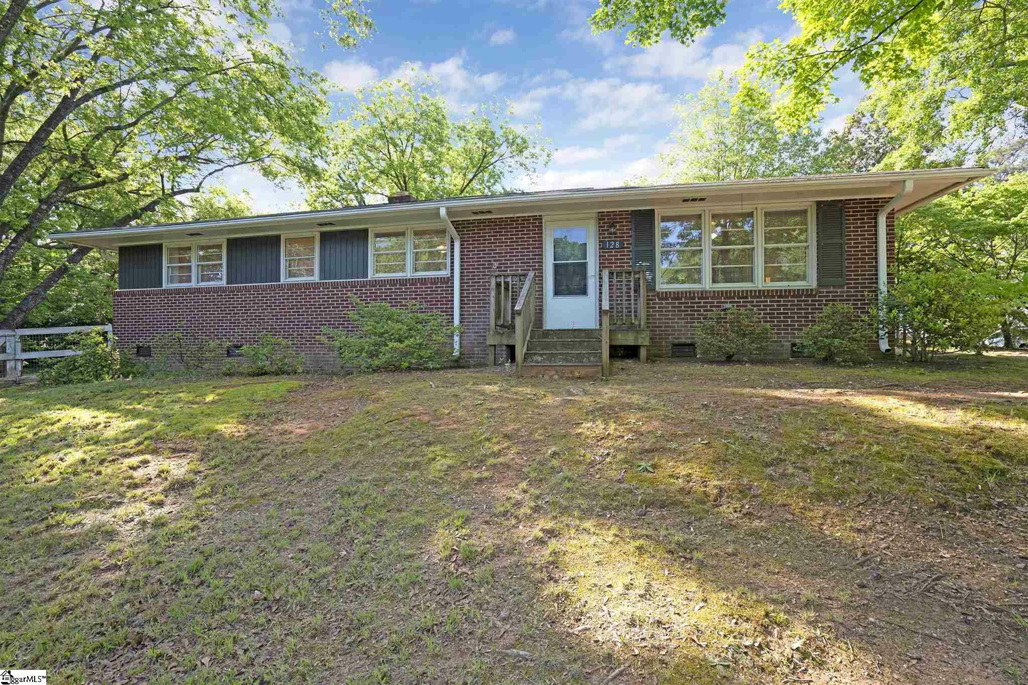 Property Photo:  128 Greengate Lane  SC 29307 