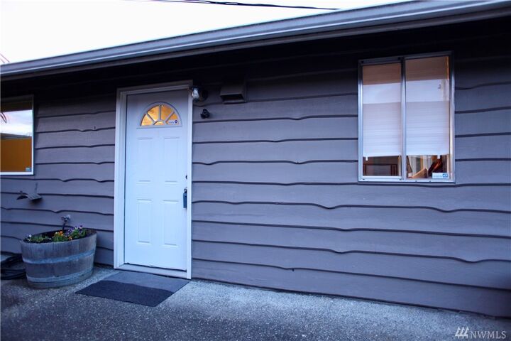 Property Photo: 1047 Gary WA 98282