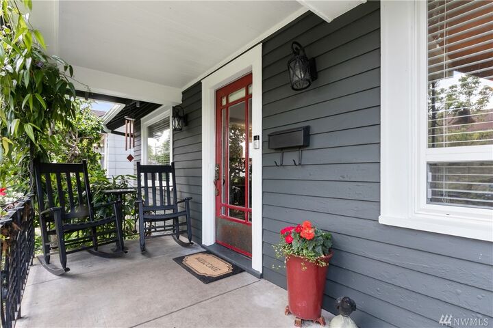 Property Photo: 1402 S Fife St WA 98405