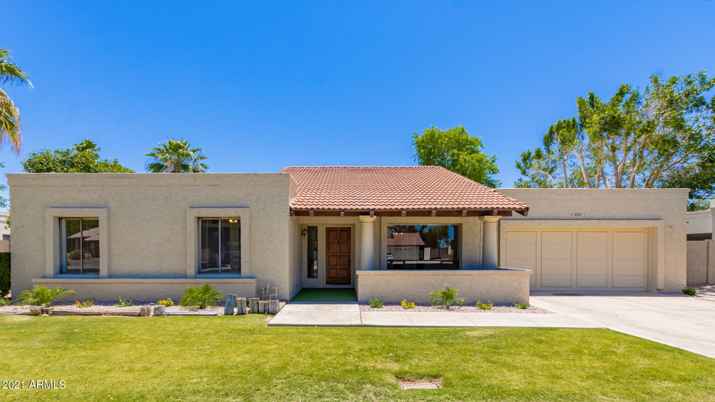 Property Photo:  2241 W Monterey Avenue  AZ 85202 