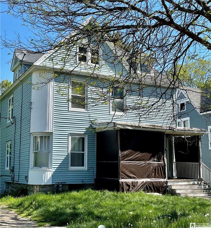 Property Photo:  11 Columbia Avenue  NY 14701 