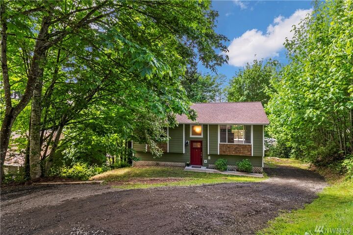 Property Photo:  131 NE Barbara Blvd  WA 98528 