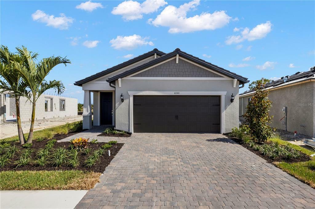 Property Photo:  6311 Crested Eagle Lane  FL 34275 