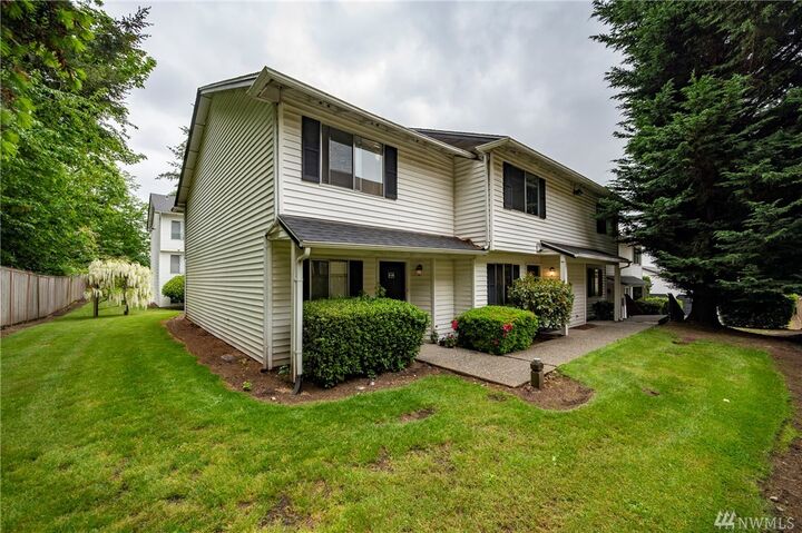 Property Photo:  25815 114th Place SE D-102  WA 98030 
