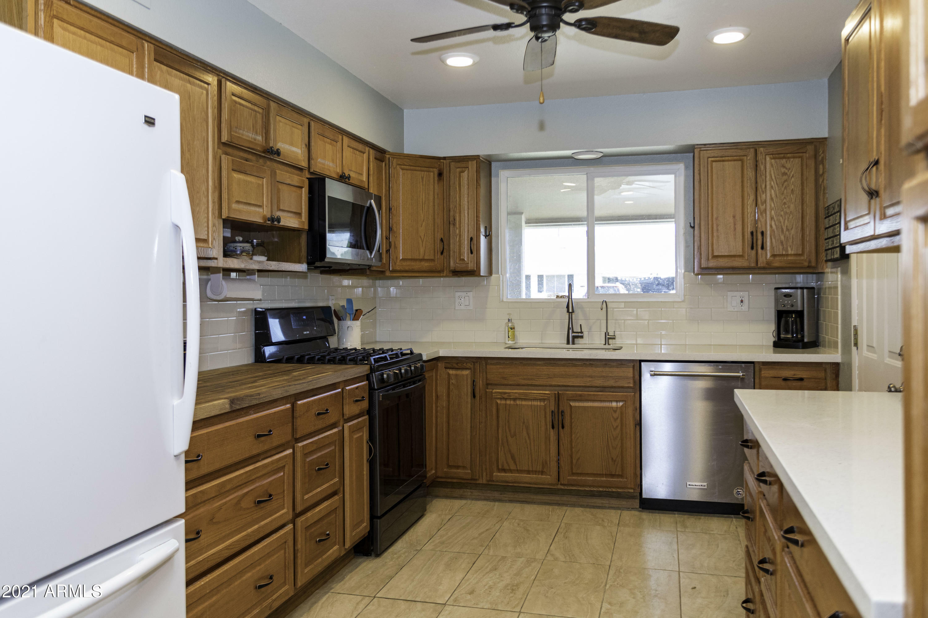 Property Photo:  10214 W Cumberland Drive  AZ 85351 