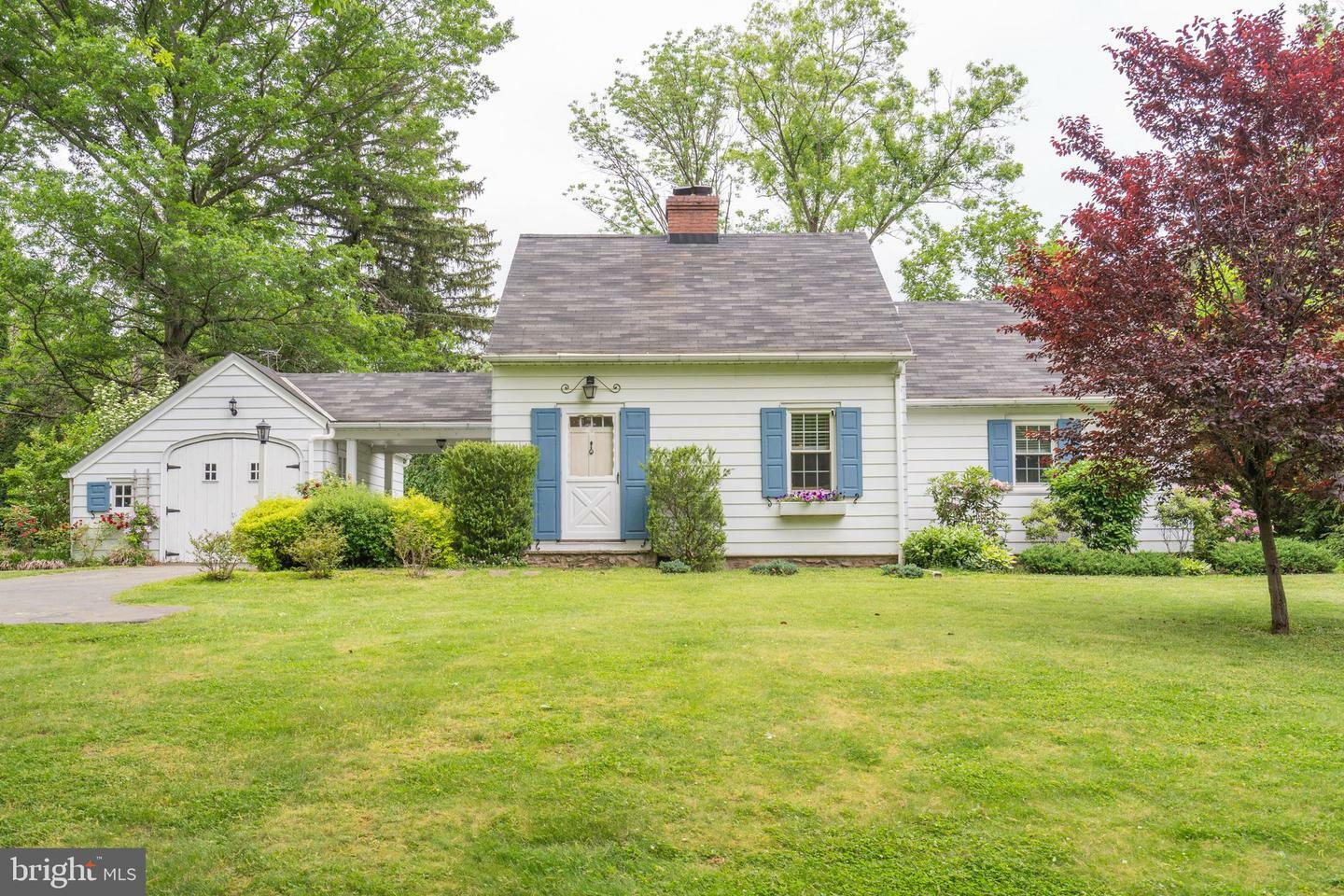 Property Photo:  501 Rosedale Drive  PA 19464 