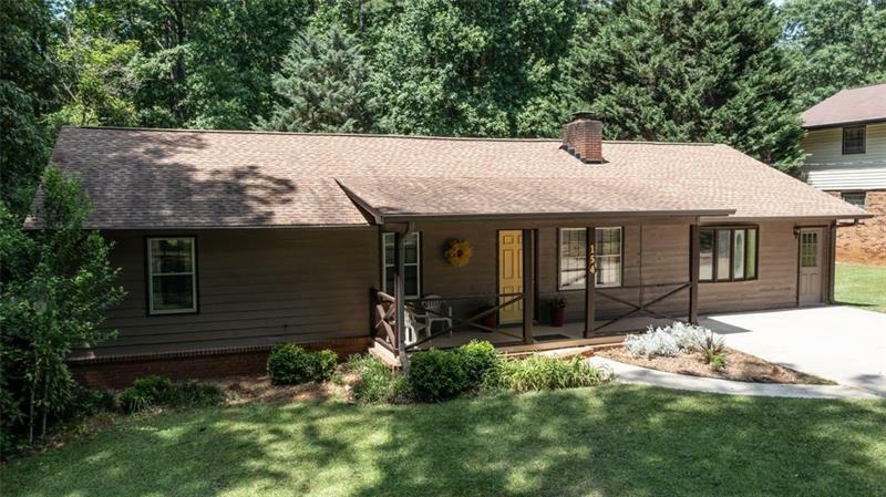 Property Photo: 154 Swan Lake Drive GA 30281