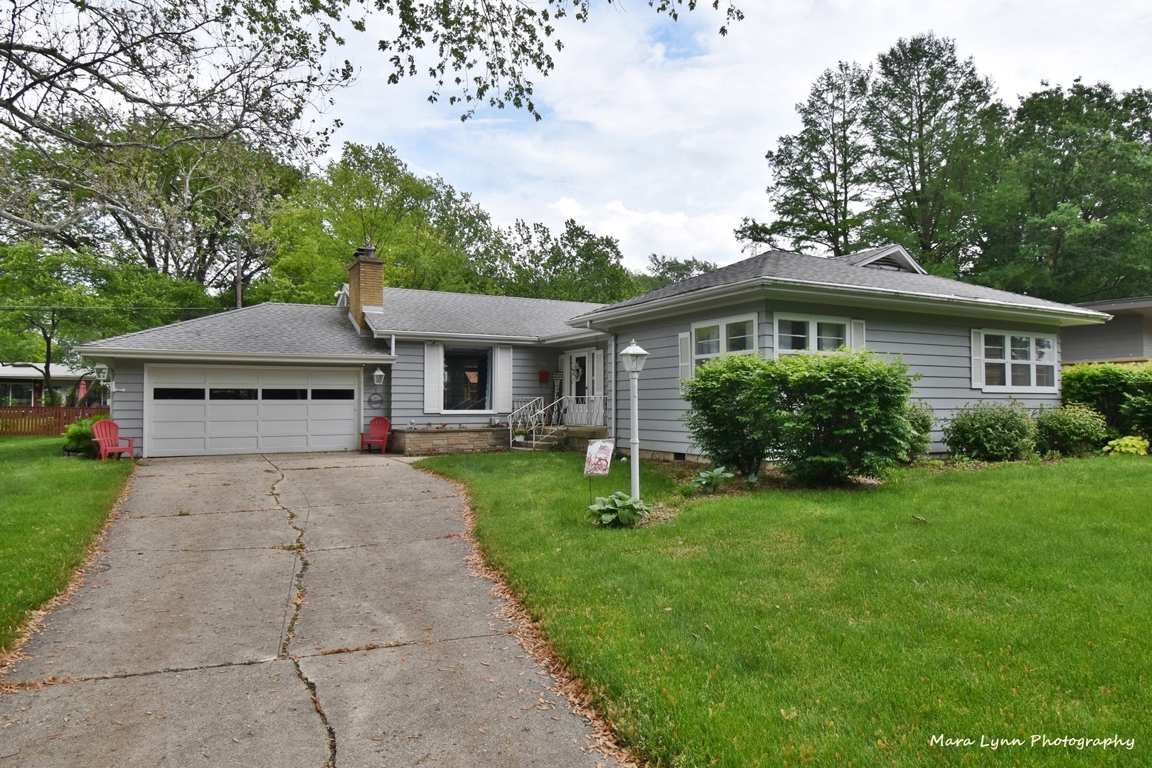 Property Photo:  310 S Rosedale Avenue  IL 60506 