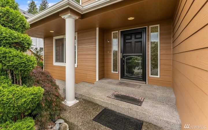 Property Photo: 6820 Beverly Blvd WA 98203
