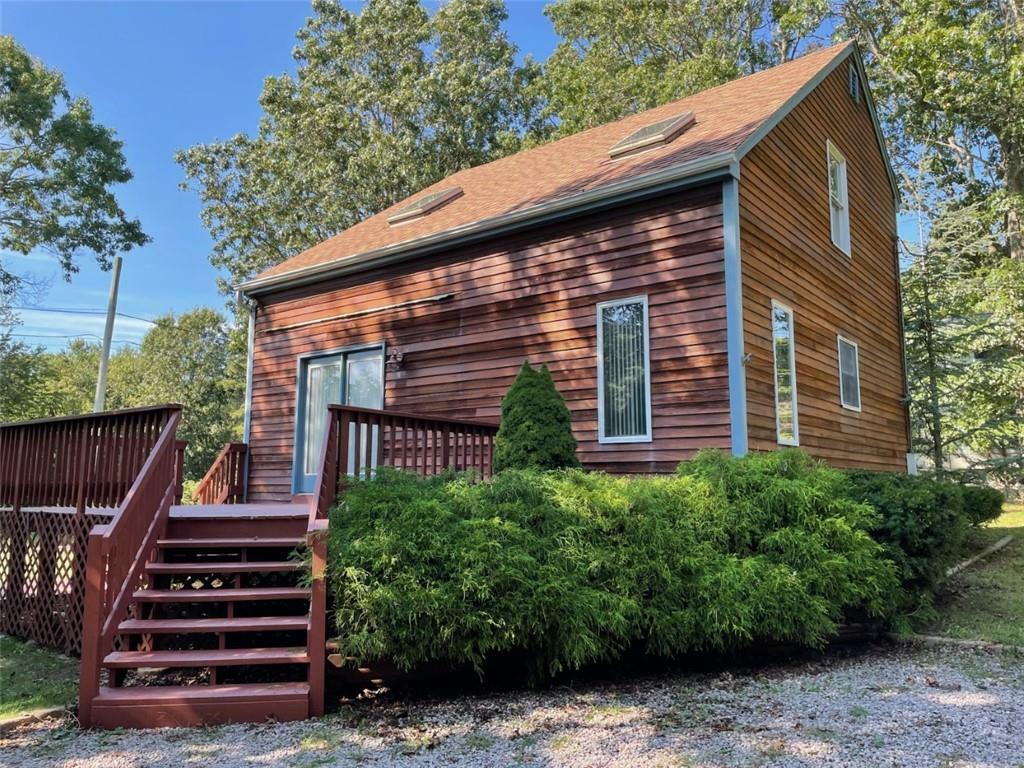 Property Photo:  61 Ridgewood Rd  RI 02813 